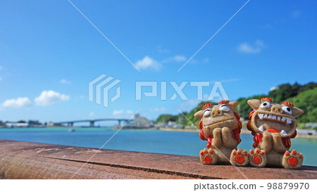 Okinawa Sea and Shisa Toguchi Port, Motobu Town, Okinawa Prefecture 98879970