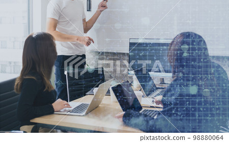 Business image, IT company, meeting scene, strategic meeting, network, communication Business image, IT company, meeting scene, strategic meeting, network, communication 98880064