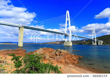 [長崎縣]天氣晴朗的大島大橋（瀨戶呼子） 98880154