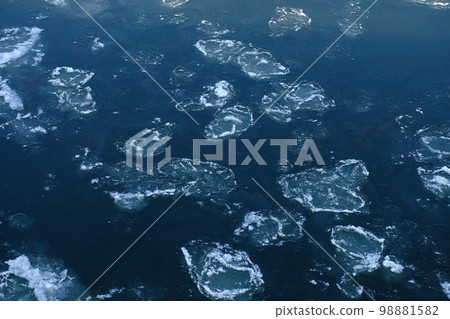 Ice flowing in a frigid river 1 Hokkaido Shinkushiro River 98881582