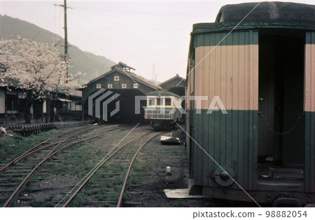1968年 Ikasa Railway Spring Local Line 停運 岡山縣 98882054