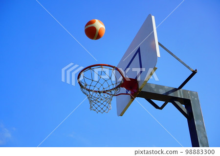 Basketball goal and shot ball 98883300