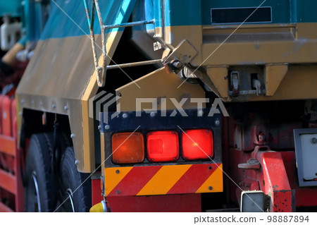 卡車尾燈圖像 卡車尾燈圖像 98887894