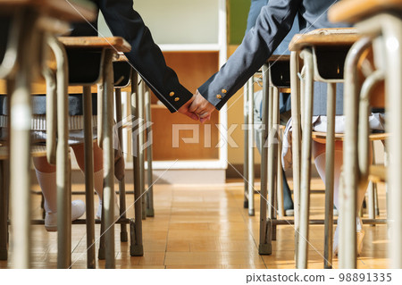 女學生情侶頭像 98891335