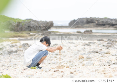 Playing sand Playing sand 98891757