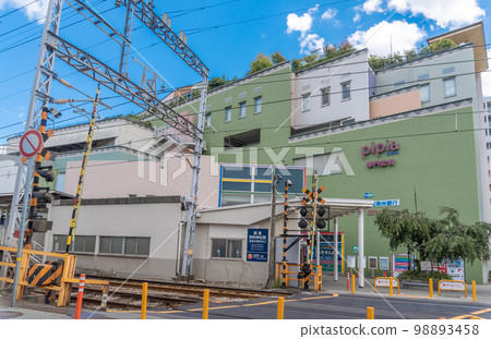 Mefu Shrine in front of the station 98893458