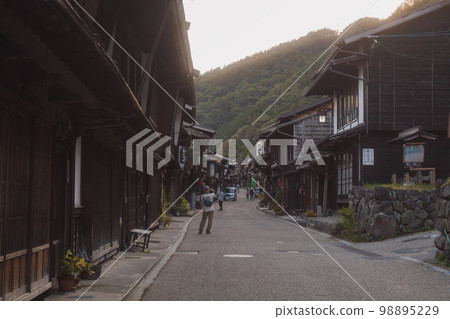 Nagano Kisoji Nakasendo Narai-juku scenery 98895229