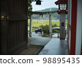 吉姆尼停在神社的後面 98895435