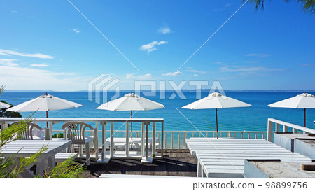 landscape of okinawa uruma city okinawa prefecture tsuken island beach parasol landscape of okinawa uruma city okinawa prefecture tsuken island beach parasol 98899756