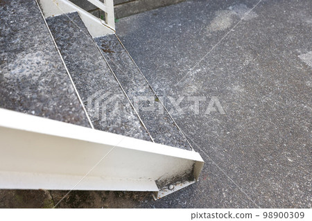 outdoor staircase for apartments, corporations 98900309