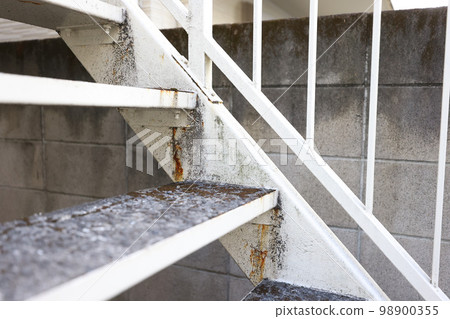 outdoor staircase for apartments, corporations outdoor staircase for apartments, corporations 98900355