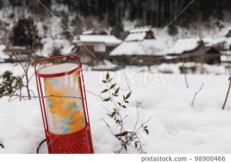 美山茅屋之裡雪景 98900466