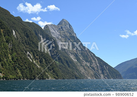 [米爾福德峽灣] 米特峰 98900652