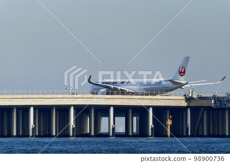 飛機停了 98900736