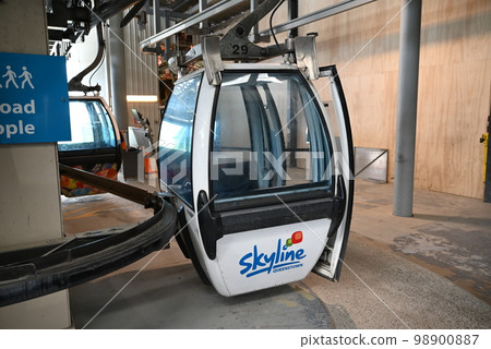 [New Zealand] Skyline Gondola Restaurant & Luge 98900887