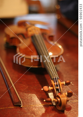 beautiful sounding violin beautiful sounding violin 98901433