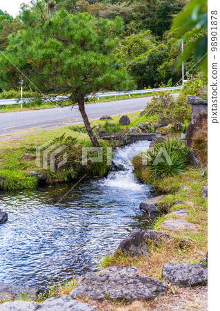 環流周邊風光 農業水資源豐富，也是鮮為人知的旅遊勝地 環流秋景 98901878