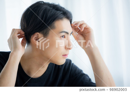 Male beauty image 98902003