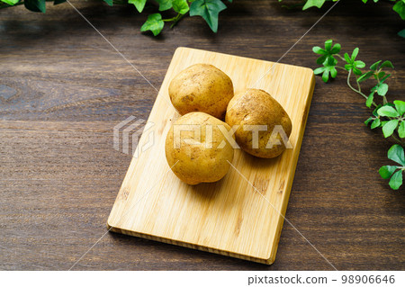 New potatoes New potatoes 98906646