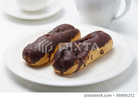 Eclair Chocolate 98908252
