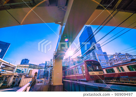 Yokohama cityscape in Japan View of Yokohama Station, JR Yokohama Tower, trains, etc. Yokohama cityscape in Japan View of Yokohama Station, JR Yokohama Tower, trains, etc. 98909497