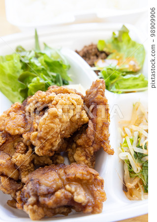 美味的唐煎Bento 美味的唐煎Bento 98909906