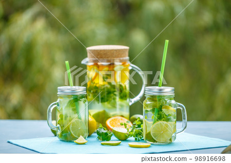 Fresh detox water Fresh detox water 98916698