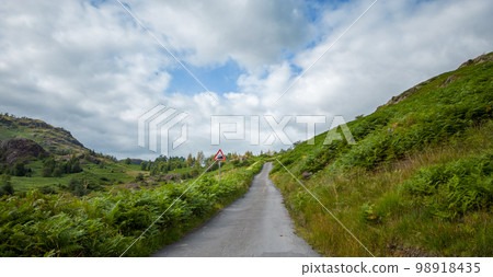 Road through the Lake District National Park 98918435