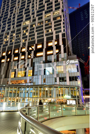 Night view of high-rise office buildings and commercial complexes around Shibuya Station 98921297