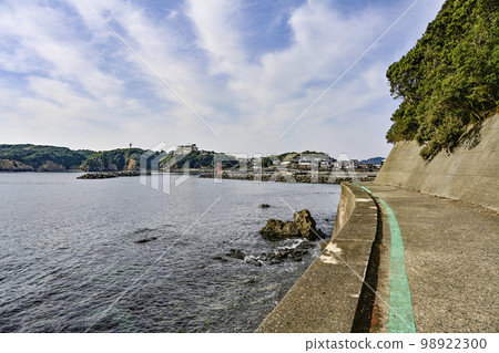 Osatsu Fishing Port (Mie Prefecture) Osatsu Fishing Port (Mie Prefecture) 98922300