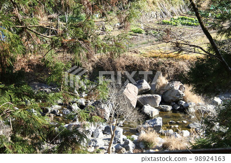 New Year scenery of Takatsuki Settsukyo, Osaka 98924163