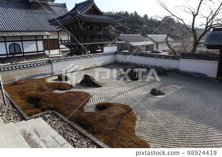 New Year's scenery of Yamaguchi Joeiji Sesshu garden 98924419