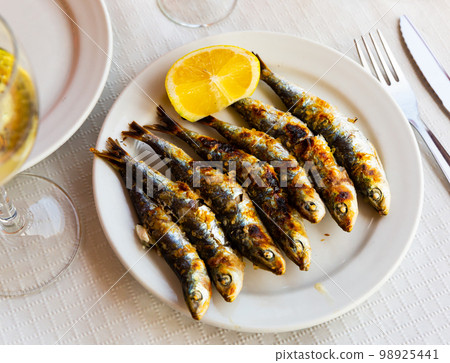 Espeto de Sardinas