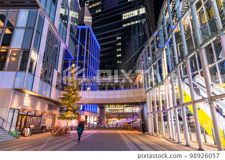 "Tokyo" Night view of Shibuya station and office district 98926057