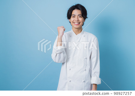 公雞外套的男人 98927257
