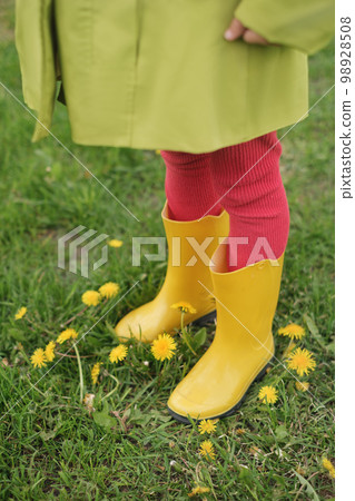 Blooming on rubber outlet rain boots