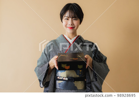 黑色絞織參觀服,多層盒子 黑色絞織參觀服,多層盒子 98928695