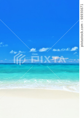 沖繩宮古島 夏日藍天與大海 沖繩宮古島 夏日藍天與大海 98930871