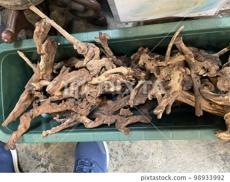 small brown wood for decoration small brown wood for decoration 98933992