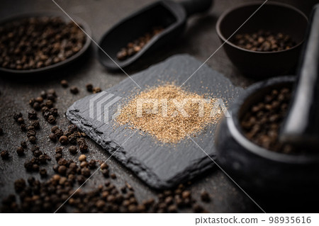 Peppercorn varieties concept Peppercorn varieties concept 98935616