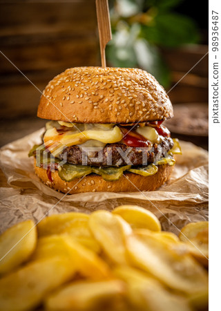 Fresh tasty burger Fresh tasty burger 98936487