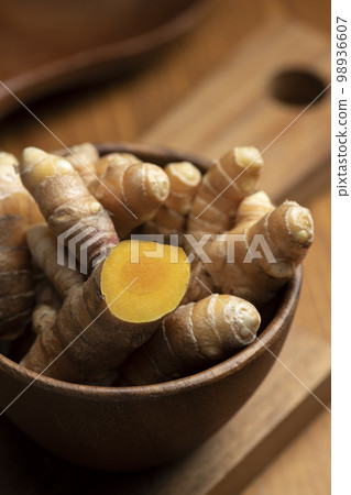 薑黃根莖 薑黃根莖 98936607