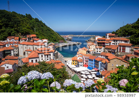 Cudillero fishing village in Asturias, Spain 98938997