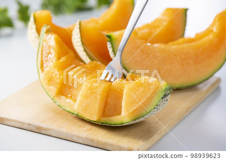 香甜可口的瓜 香甜可口的瓜 98939623