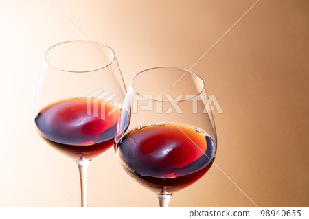   Red wine   98940655