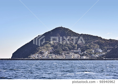 View of Kamishima from a ship in transit 98940962