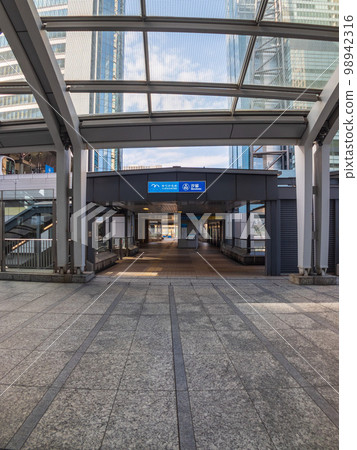 Yurikamome Shiodome Station Yurikamome Shiodome Station 98942316