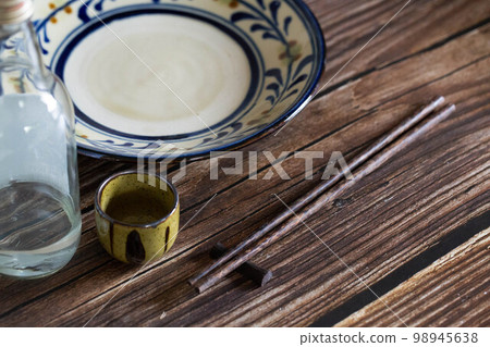 Tsuboya ware and island sake Tsuboya ware and island sake 98945638