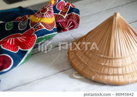 Kubagasa and Bingata 98945642