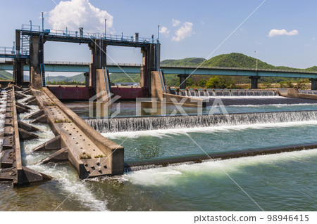 Nakayama Weir on the Chikusa River (Underwater Head Works for Ako) 98946415